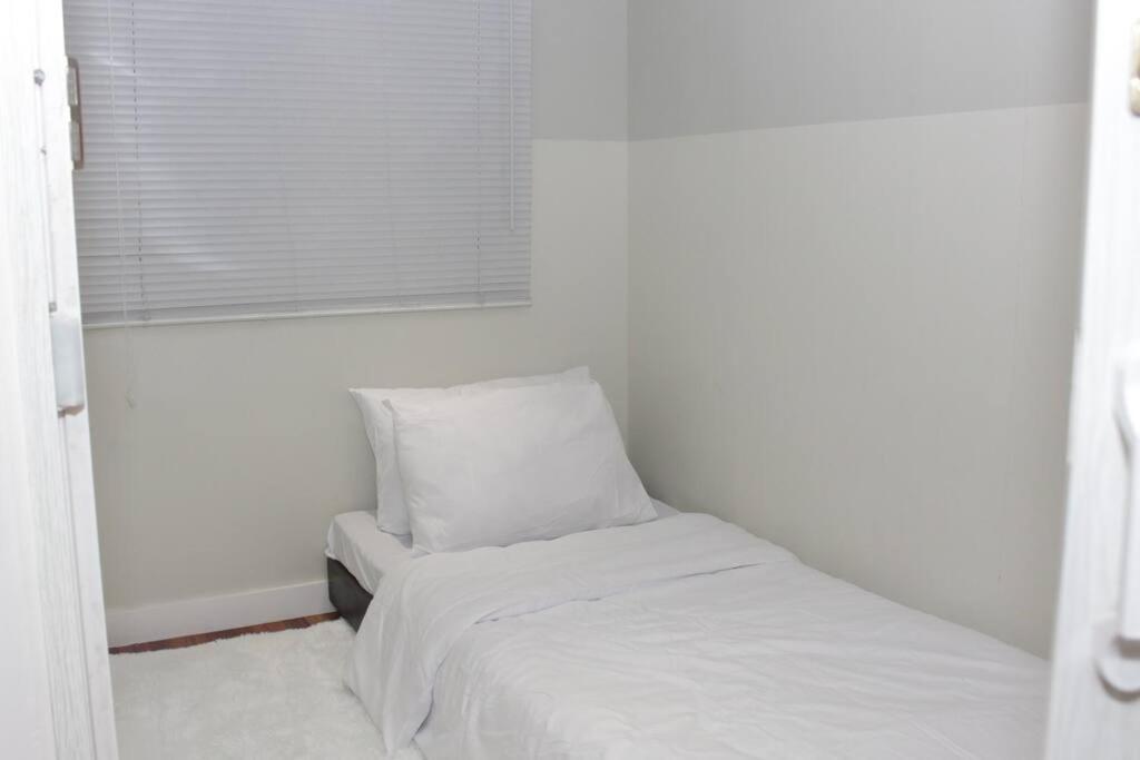 A2J Bgc Luxury 2Br Loft Near Burgos Circle & Malls Manila Exterior photo