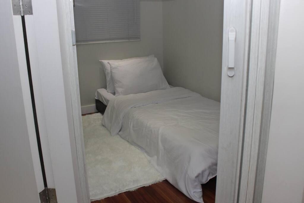 A2J Bgc Luxury 2Br Loft Near Burgos Circle & Malls Manila Exterior photo